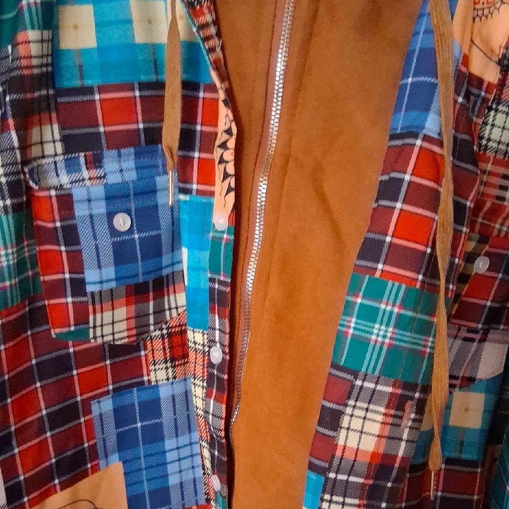 Plaid Patchwork Hooded Jacket in Multicolor - Picture 7 of 15